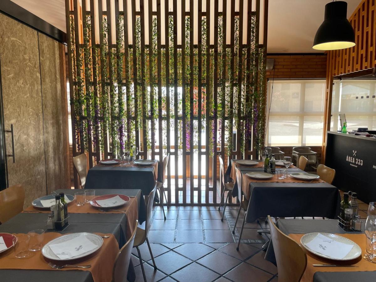 Hotel Aragon La Puebla De Alfinden Eksteriør bilde