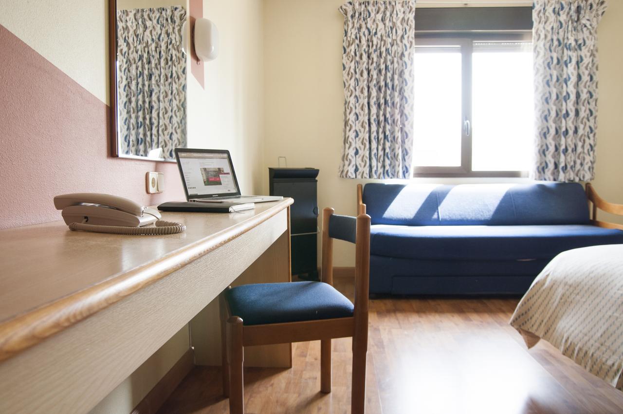 Hotel Aragon La Puebla De Alfinden Eksteriør bilde
